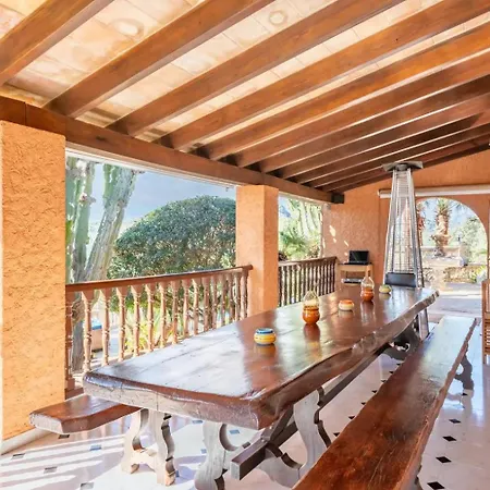 Oscols Villa *